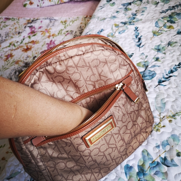 Calvin klein backpack purse - Picture 8 of 9